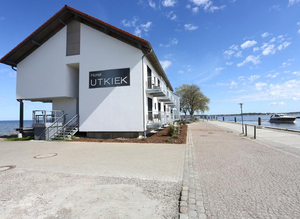 Hotel & Restaurant Utkiek Greifswald Exterior foto